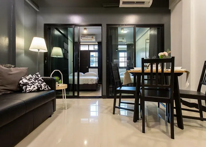 T5 2 Bedrooms/6guests/full Kitchen/1 Min To Bts Apartamento Banguecoque